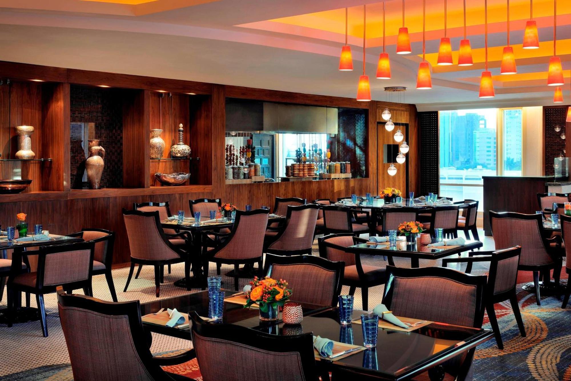 Courtyard By Marriott Kuwait City Luaran gambar