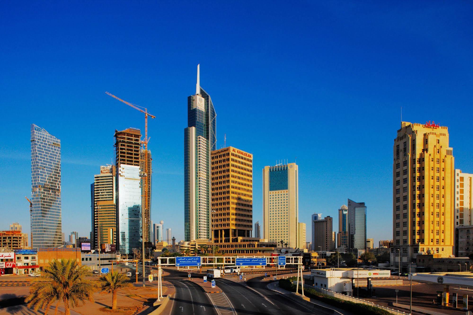 Courtyard By Marriott Kuwait City Luaran gambar